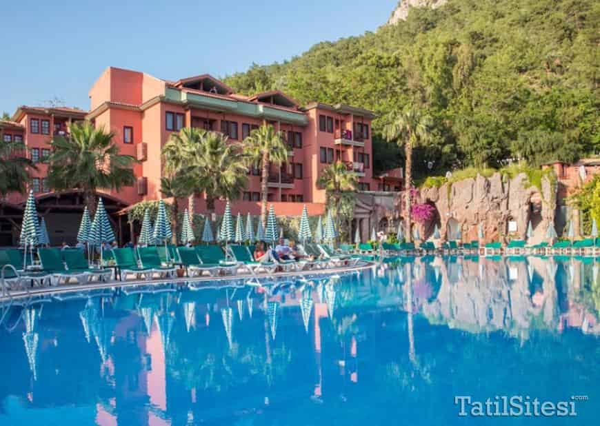 Suncity Hotel & Beach Club